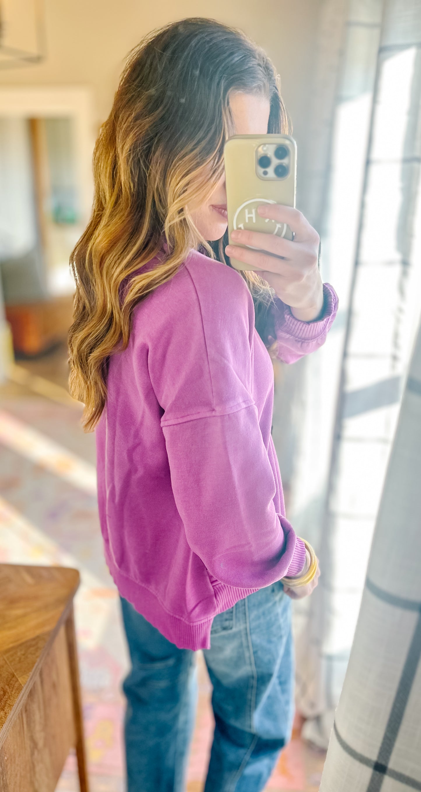 Radio Sweatshirt - Plum