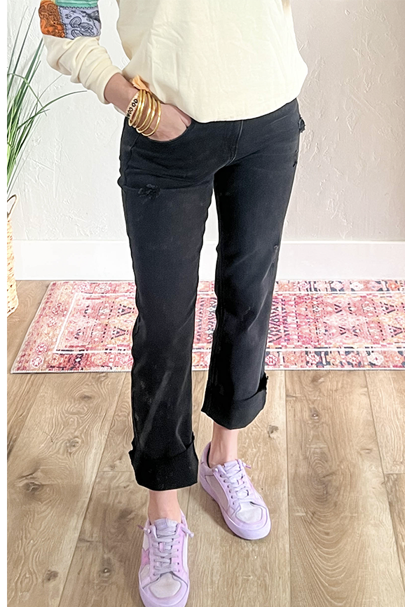 Risen Mid Straight Jeans